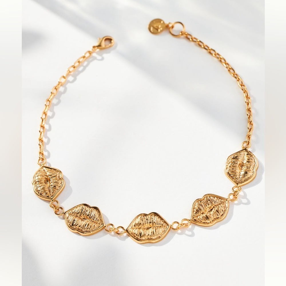 Muza Lip Detail Choker Necklace Anthropologie